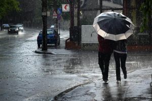 Atenţionare meteorologică: ploi însemnate şi manifestări de instabilitate atmosferică