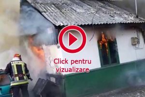 Incendiu violent la casa unui bărbat paralizat, îngrijit de mama sa în vârstă de 84 de ani