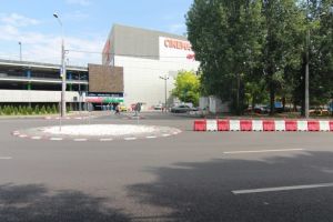 Constanteanul suparat: Sensul giratoriu de pe Soveja, prin care se intra in intersectia de la City Park Mall, a fost amputat!
