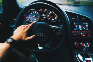 Șoferul din Botoşani care le-a dat etilotestul peste cap poliţiştilor. Cât de beat a urcat la volan