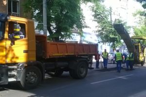 Reparaţii şi restricţii de circulaţie pe străzile Costache Negri, Otilia Cazimir şi Miron Barnovski