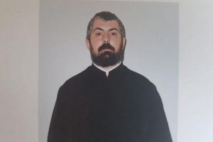 Scandal în Biserica Ortodoxă: un preot este acuzat că a convins o fetiţă de 13 ani să se filmeze în ipostaze sexuale explicite
