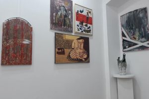 „Dincolo de absolut”, expoziţie de fotografie la EM Art Gallery