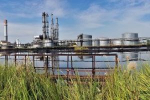 Proiect important pentru mediul inconjurator: Rompetrol Rafinare, o noua etapa in ecologizarea batalelor istorice din rafinaria Vega Ploiesti 