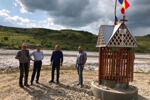 Turism balnear într-un sat izolat din judeţul Alba. Ce perspective au autorităţile