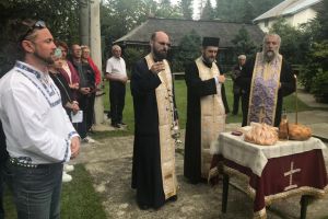 FOTO – Parastas la Păltiniş la împlinirea a 110 ani de la moartea lui Constantin Noica