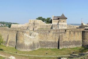 Activităţi interactive, jocuri, diferite prezentări pe teme istorice pentru copii, la ...