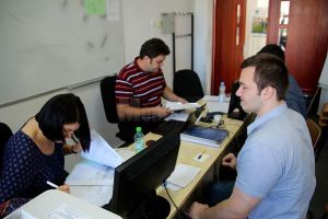 Aproape 600 de candidaţi înscrişi în prima zi de admitere de la Universitatea din Suceava