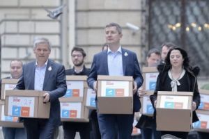 #Rezist provoacă un adevărat cutremur pe scena politică! Cine e ‘securistul’ din USR-PLUS