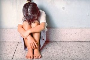 O fetita de 6 ani de a carei soarta nu stie nimeni nimic a fost gasita singura, dormind in zona Falezei Dunarii /