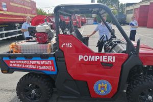 ISU Dâmboviţa, dotat cu autospecială de teren! Pompierii şi-au prezentat bilanţul