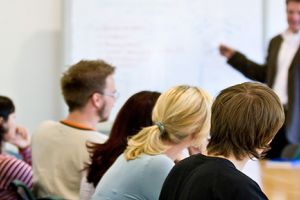 VIDEO- Seminar pentru agenţii economici, la Braşov