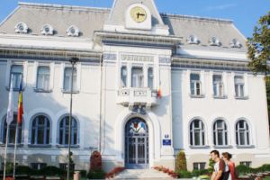 Haosul urbanistic din Piteşti şi instanţele de judecată