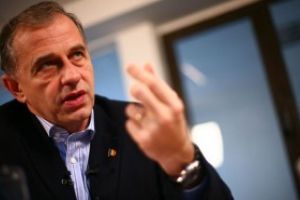 Mircea Geoana a fost numit secretar general adjunct al NATO