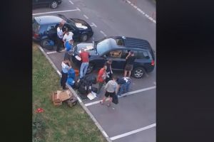 Bărbatul prins în flagrant cu trei kg de canabis, cercetat în libertate