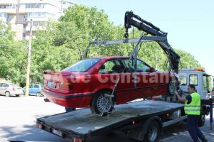 Constanta: Sanctiuni pentru stationari si opriri neregulamentare. Mai multe masini au fost ridicate 