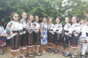 Festivalul folcloric „Din stejar, stejar răsare”, a VIII-a ediţie, la Cajvana