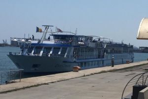 Nava de pasageri River Concerto a revenit la Constanta