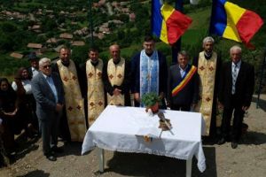 Moment de aleasă cinstire creştinească în parohia Poarta