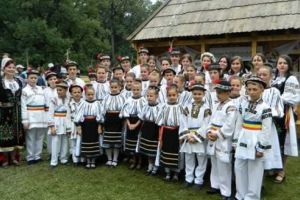 Sărbătoarea folclorului internaţional,  la festivalul „Pe Gurghiu în jos şi-n sus”