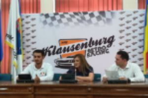 Weekendul responsabilizării! „Învaţă să salvezi o viaţă”, admirând bijuterii retro pe patru roţi