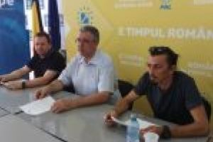 PNl Dolj: Nicolae Giugea a prezentat proiectul de lege privind adoptarea unor măsuri necesare facilitării parcării bicicletelor în spaţii publice