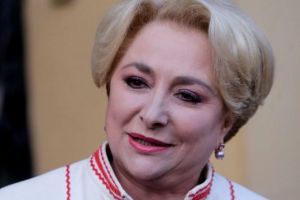 Viorica Dăncilă cere demisia directorului şi a purtătorului de cuvânt al CNAS. „Nu are ce căuta în această funcţie”
