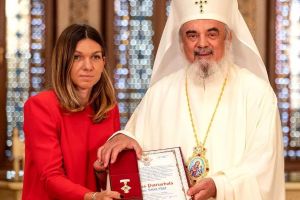 Simona Halep a primit joi Ordinul „Crucea Patriarhală”. Patriarhul Daniel: „E pentru mulţi tineri un simbol al speranţei”