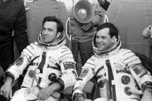 Planetariul Braşov aniversează, 50 de ani de la prima aselenizare, alături de Dumitru Prunariu