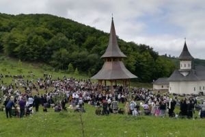 De Sfântul Ilie, hram la Mănăstirea Nuşeni. Slujba va fi oficiată de Mitropolitul Andrei