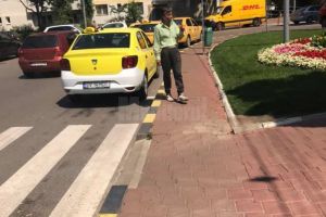 Taximetrist cu probleme de comportament, reclamat de colegii săi, pentru a fi reevaluat psihologic