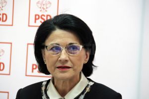 Ministerul Educaţiei readuce în discuţie testele grilă la bacalaureat pentru evitarea ...