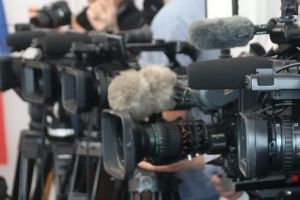 Zi de Zi angajează video-jurnalist şi redactor politică-administraţie