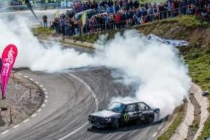 Natalia Iocsak se pregateste pentru CN de Drift – TransRarau, etapa a 3-a. Sportiva este legitimata la CS Minaur Baia Mare