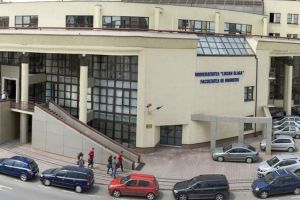 Scandalul de la Universitatea Sibiu continuă – Studenţii discriminaţi revin cu o nouă replică