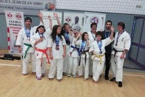 Salbă de medalii pentru karatiştii din Alba, la Campionatul European de Karate Kyokushin!