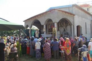 Sfanta Mironosita Maria Magdalena. Slujba de hram, la manastire, oficiata de IPS Teodosie