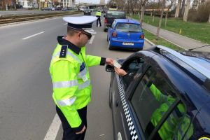 APOCALIPSA şoferilor: Razie de AMPLOARE pe şosele! Ce se VERIFICĂ