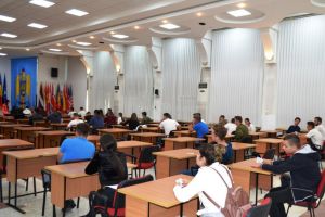 Trei sucevence, printre cele mai bune boboace admise la Academia Forţelor Aeriene Braşov