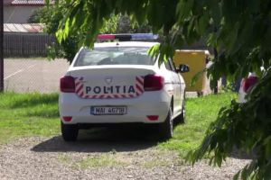 Botoşăneanul dispărut de la domiciliu, găsit pe un câmp. A avut nevoie de ambulanţă
