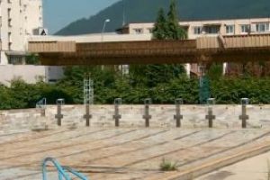 A fost semnat contractul de lucrari pentru bazinul descoperit din Baia Mare