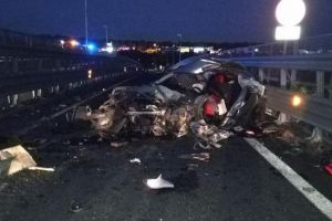 FOTO Un român a murit şi alţi şapte au fost răniţi într-un accident în Italia