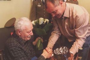 Gen. Birişiu, cetăţean de onoare, sărbătorit la 94 de ani