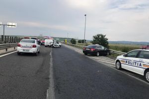 Un carambol a blocat două ore un sens al autostrăzii A1 la Sibiu