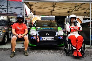 Un braşovean, primul pilot în scaun rulant din ţară