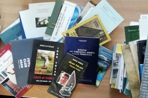 Donaţie de carte pentru Biblioteca Judeţeană „Alexandru D. Xenopol“