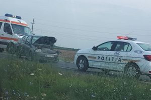Cinci răniţi în urma unui grav accident rutier