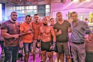 Rădăuţeanul Rayko Leviţchi a fost felicitat pentru victoria din gala de la Fălticeni de ...