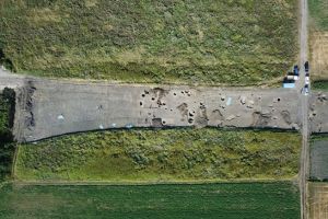 Vestigii de 3000 de ani descoperite de arheologi pe traseul centurii de sud a Timişoarei