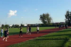 La STADION, tinerii se întrec cu… DRAGOSTE!